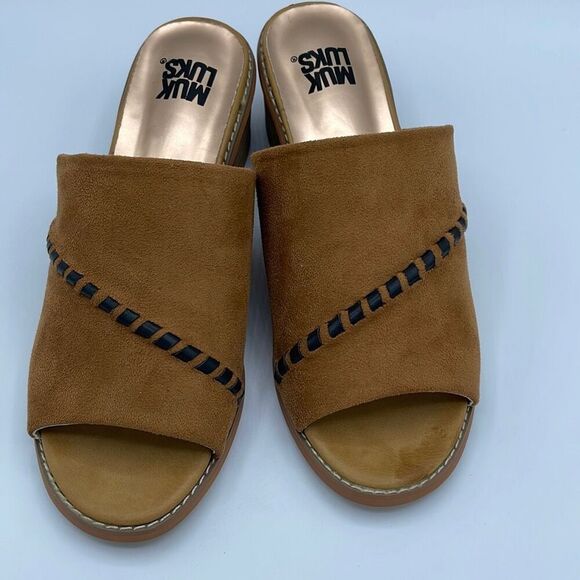 Muk Luks size 8 suede chunky heels slides - Picture 3 of 10